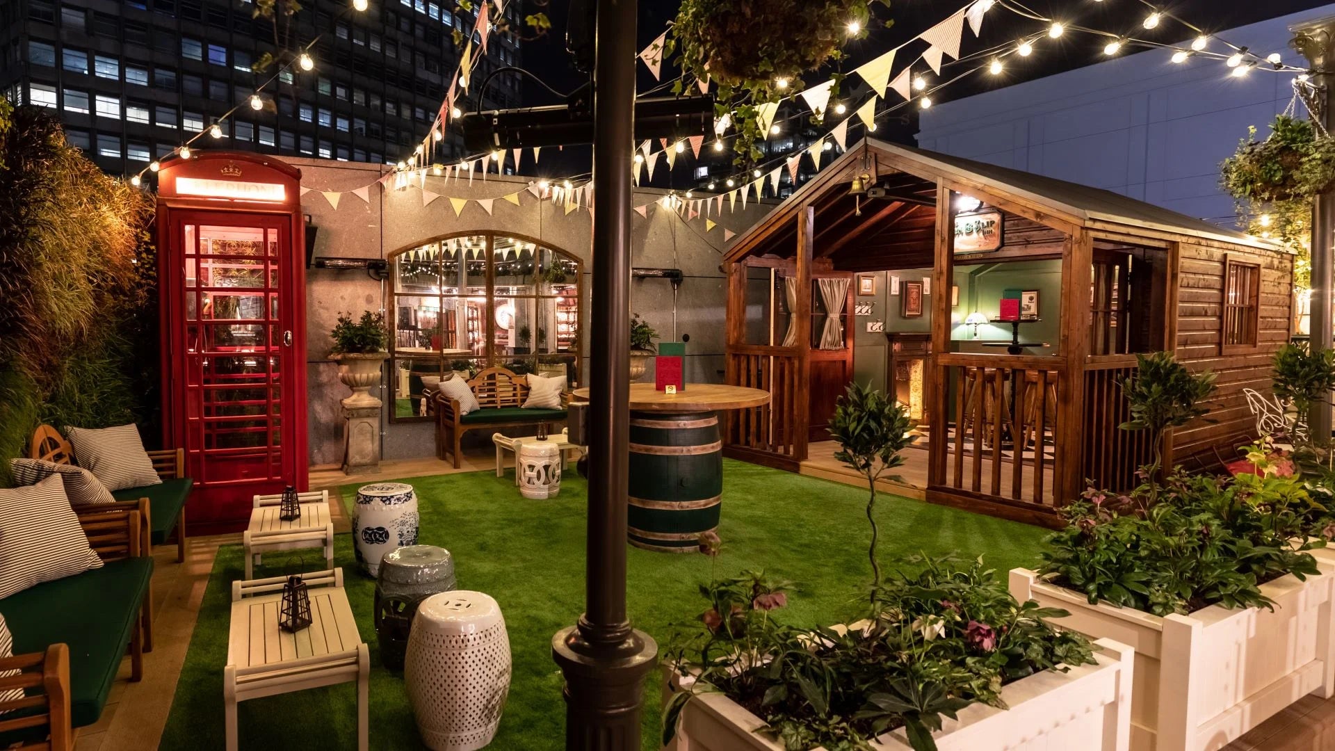 custom-slideshow-image-desktop-block_8gbzmR